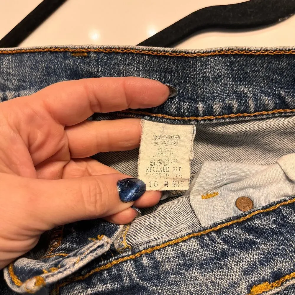 Levi's 550 High Rise Tapered Leg Relaxed Fit Jeans Size 10